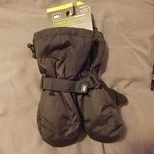 Timber mountain ski mittens